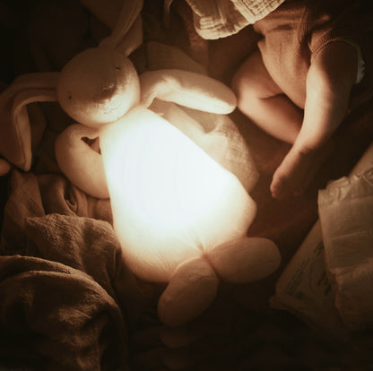 MOONIE 2.0 / Gece Lambalı Uyku Tavşanı