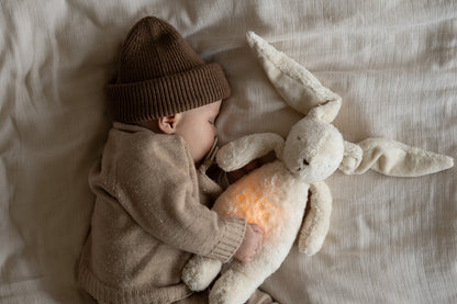 MOONIE 2.0 / Gece Lambalı Organik Uyku Tavşanı