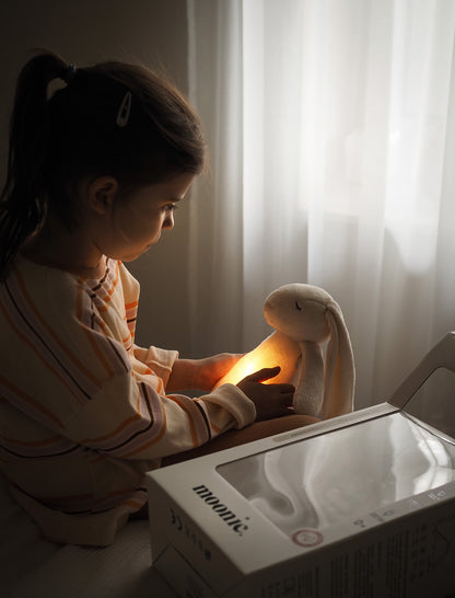 MOONIE 2.0 / Gece Lambalı Uyku Tavşanı